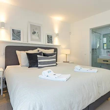 Casinha * Αλμπουφέιρα