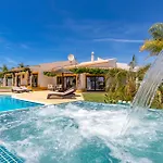Casinha Villa *